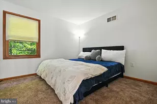 190 Sandlewood Dr, East Stroudsburg, PA 18301 - Photo 28