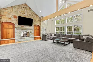 386 Camelback Rd, Tannersville, PA 18372 - Photo 24