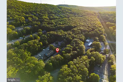 14 Middle Village Way, Tannersville, PA 18372 - Photo 4