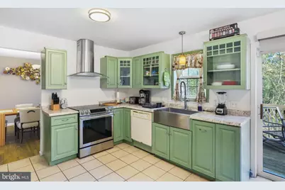 9839 Deerwood Drive, Tobyhanna, PA 18466 - Photo 8