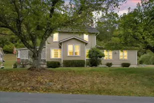 423 Cottontail Ln, Saylorsburg, PA 18353 - Photo 2