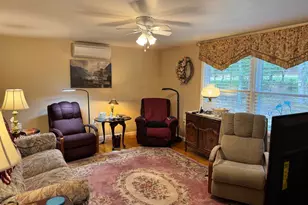 692 Watercrest Ave, Effort, PA 18330 - Photo 4