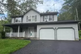 4186 Devon Dr, Tobyhanna, PA 18466 - Photo 2