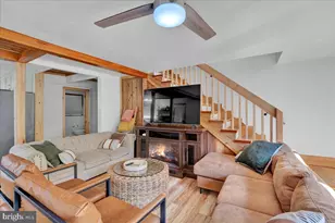 1159 Thunder Dr, Pocono Summit, PA 18346 - Photo 10