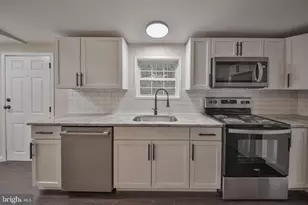 1243 Blue Mountain Cir, Saylorsburg, PA 18353 - Photo 16