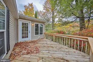 1243 Blue Mountain Cir, Saylorsburg, PA 18353 - Photo 2