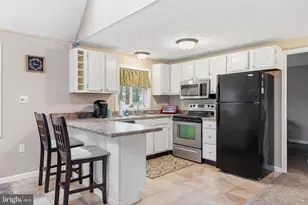 130 Beech Ln, Pocono Lake, PA 18347 - Photo 12