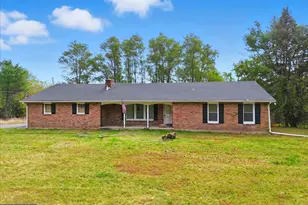 1040 State Rd, Effort, PA 18330 - Photo 2