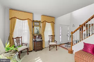 106 Daffodil Dr, East Stroudsburg, PA 18301 - Photo 8