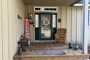 408 Gentian Ln, Pocono Pines, PA 18350 - Photo 2