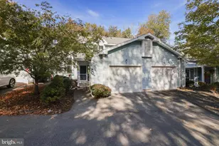 305 Inverness Dr, East Stroudsburg, PA 18302 - Photo 2