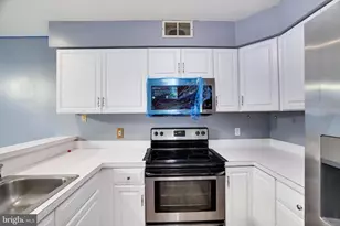 305 Inverness Dr, East Stroudsburg, PA 18302 - Photo 10