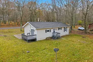 395 Sullivan Trail, Long Pond, PA 18334 - Photo 18