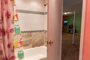 1010 Acorn Ln, East Stroudsburg, PA 18302 - Photo 36