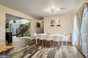 2127 Warwick Cir, Tobyhanna, PA 18466 - Photo 8