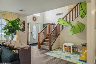 2127 Warwick Cir, Tobyhanna, PA 18466 - Photo 6