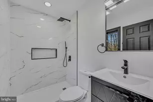 1135 7 Nations Dr, Tobyhanna, PA 18466 - Photo 24