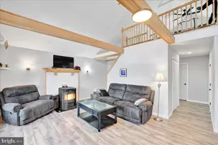 306 Timber Hill Rd, Henryville, PA 18332 - Photo 6