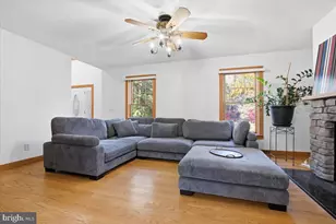 563 Pensyl Creek Rd, Stroudsburg, PA 18360 - Photo 18