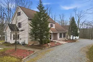 322 Scenic Dr, Blakeslee, PA 18610 - Photo 8