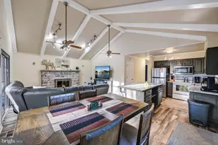 124 Fern Ridge Rd, Blakeslee, PA 18610 - Photo 6