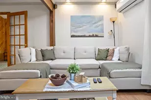 635 Patriot Ln, Pocono Summit, PA 18346 - Photo 6