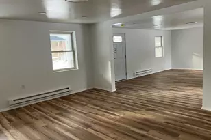 106 Burry Ln, Cresco, PA 18326 - Photo 10