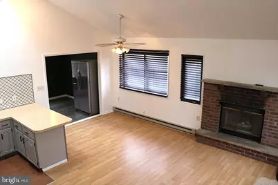 15 Hilltop Circle, East Stroudsburg, PA 18302 - Photo 4