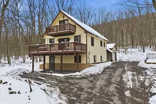 704 Rainbow Terrace, Effort, PA 18330 - Photo 6