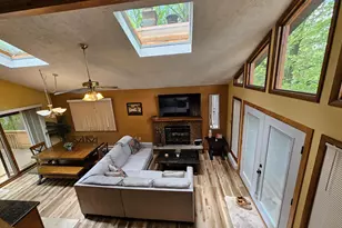 8226 Woodchuck Ct, East Stroudsburg, PA 18301 - Photo 4