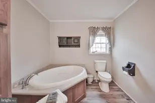 1242 Blue Mountain Cir, Saylorsburg, PA 18353 - Photo 32