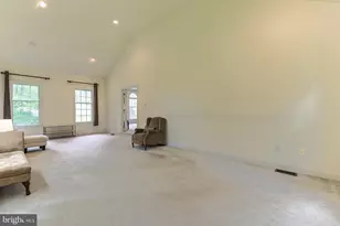 255 Rising Meadow Way, East Stroudsburg, PA 18302 - Photo 14