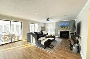 1570 Sullivan Trail, Tannersville, PA 18372 - Photo 4