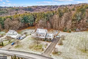 2247 Reo Dr, Effort, PA 18330 - Photo 4