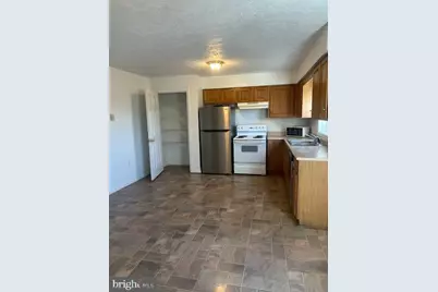 353 Braeside Avenue #353, East Stroudsburg, PA 18301 - Photo 2