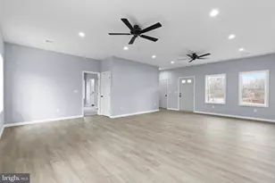 102 Eagle View Run Dr, Long Pond, PA 18334 - Photo 10