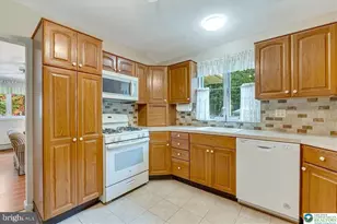 8495 Bumble Bee Way, Tobyhanna, PA 18466 - Photo 8