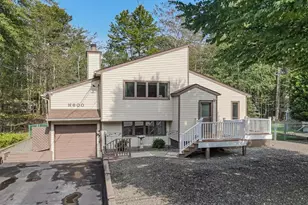 8495 Bumble Bee Way, Tobyhanna, PA 18466 - Photo 2