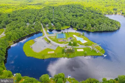 7813 Lake Shore Drive, Pocono Lake, PA 18347 - Photo 8