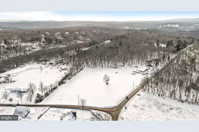 380 Cherry Lane Road, Bartonsville, PA 18321 - Photo 2