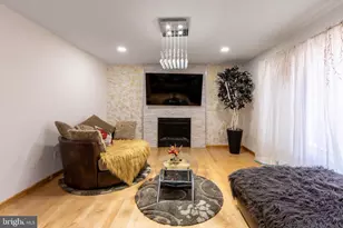 27 Brunswick Dr, Mount Pocono, PA 18344 - Photo 8