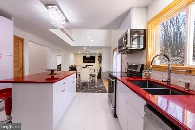 27 Brunswick Drive, Mount Pocono, PA 18344 - Photo 16