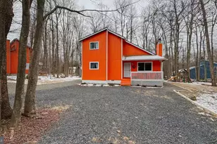 1355 Winding Way, Tobyhanna, PA 18466 - Photo 1