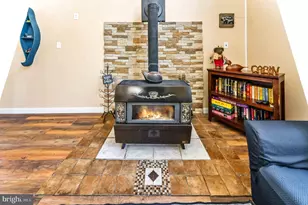 102 King Arthur Rd, Pocono Lake, PA 18347 - Photo 28