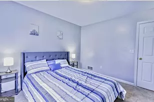 1019 Cricket Ln, Long Pond, PA 18334 - Photo 2