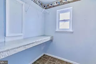 1019 Cricket Ln, Long Pond, PA 18334 - Photo 8