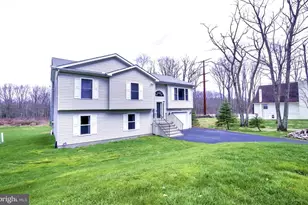 1019 Cricket Ln, Long Pond, PA 18334 - Photo 30