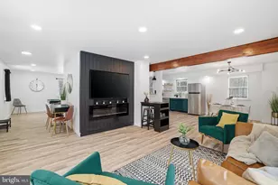 2309 Deer Track Ln, East Stroudsburg, PA 18302 - Photo 12