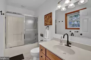 301 Wyomissing Dr, Pocono Lake, PA 18347 - Photo 14