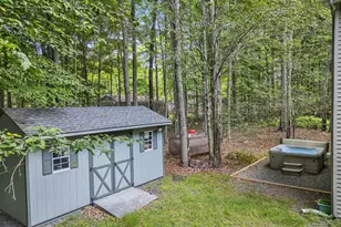 301 Wyomissing Dr, Pocono Lake, PA 18347 - Photo 36